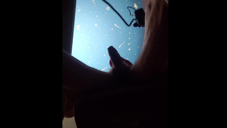 BBIG: Esclave, éjaculation en POV