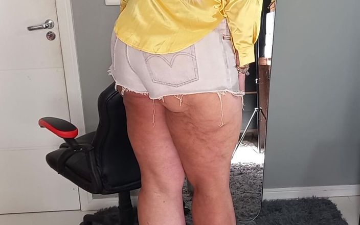 Sexy ass CDzinhafx: मेरी गांड सेक्सी शॉर्ट्स पहने हुए