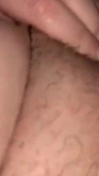 Marido lambendo minha buceta na parte de trás do meu carro alto gemendo orgasmos