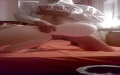 Cevideos इलेक्ट्रो म्यूजिक में बेब को चोदता है