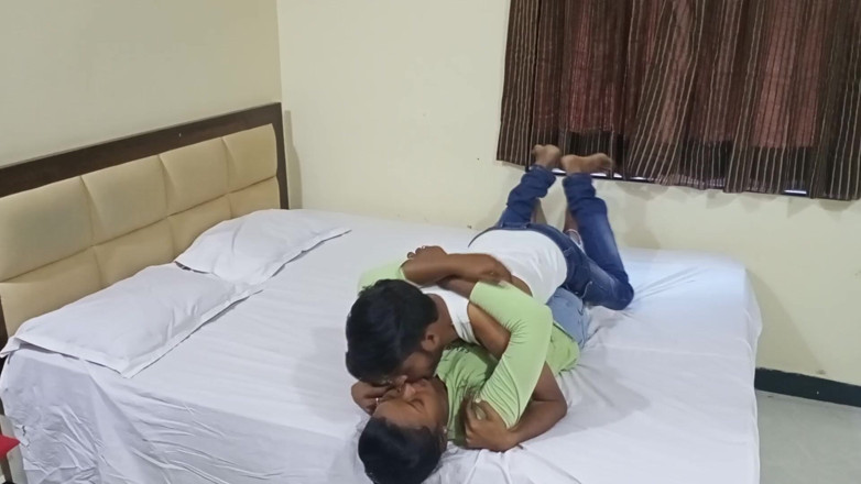 Tamil Couple Porn Videos: Najnowsza tamilska para indyjska na faphouse porno filmy