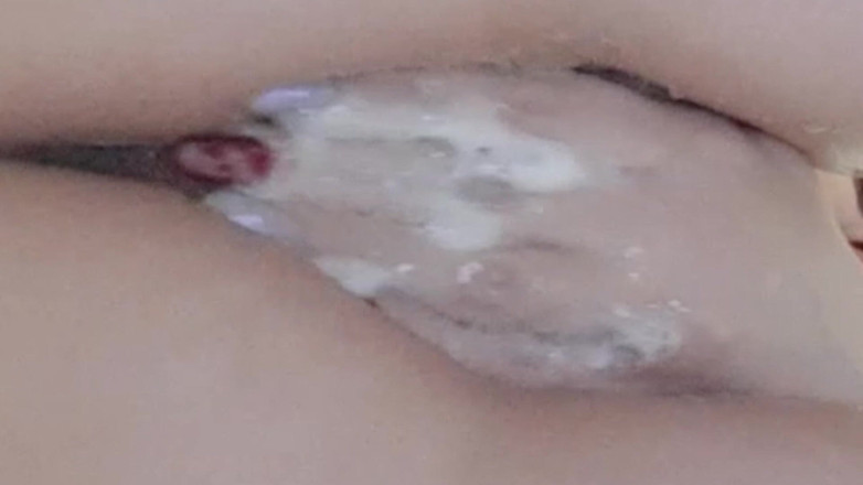 Nicolette69w: Milf roșcată stropind în duș