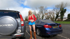 The Midnight Minx: Krátká sukně, větrný den