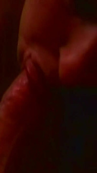 Sex oral fierbinte de la tânăra curvă