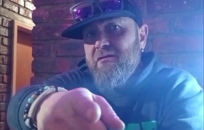 Bigjoefuckalott: Dobrou Noc Se Spoustou Zábavy