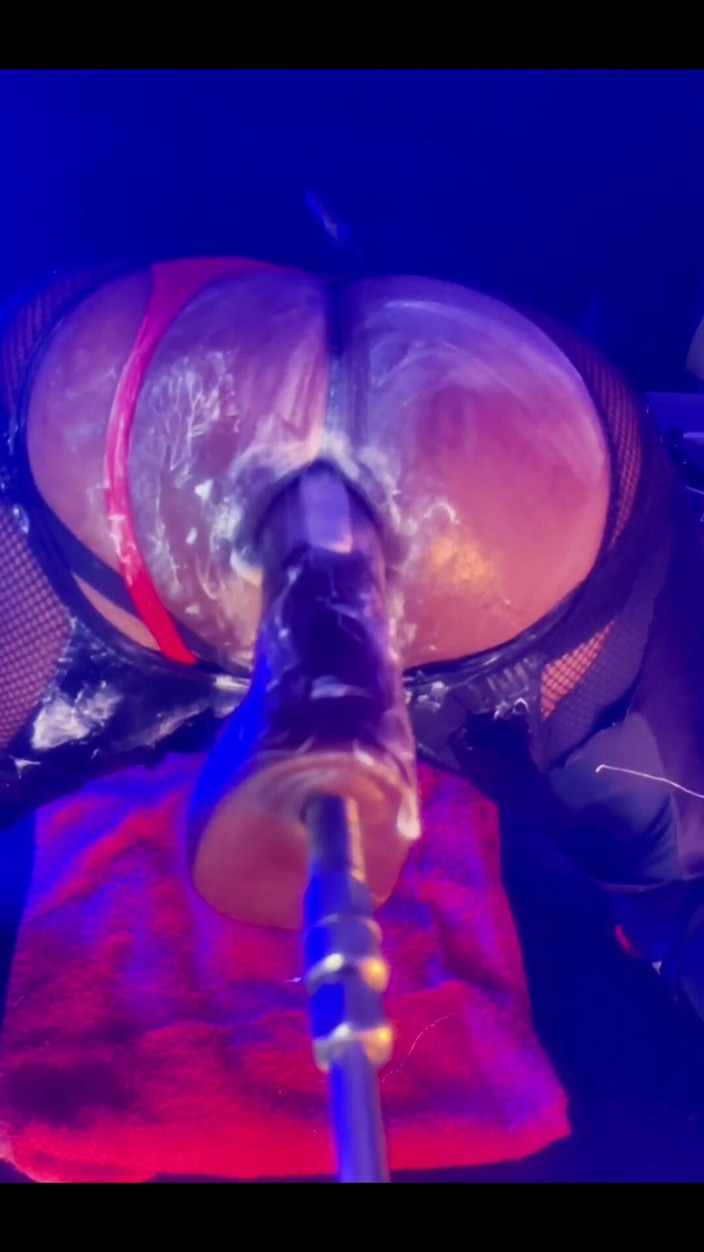 DipsoDeep: 탱탱한 엉덩이를 만드는 방법 - 애널 트레이닝