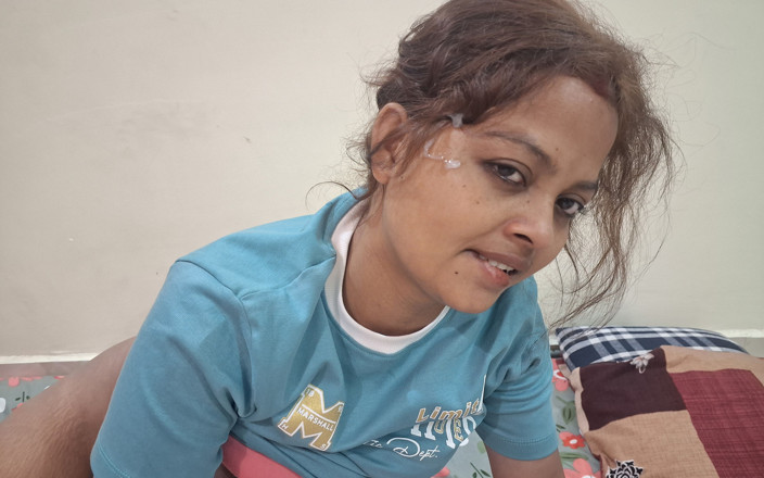 Mina Sardar: Sweetmegha Enjoy with Boyfriend Romantic Moments Sher