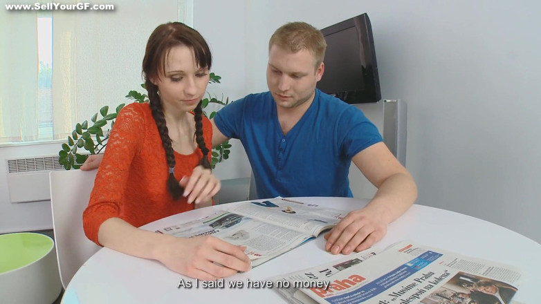 Sell Your GF: Ošukaná na výlet na Mistrovství světa