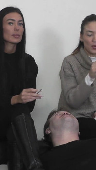 오르가와 나타사 흡연