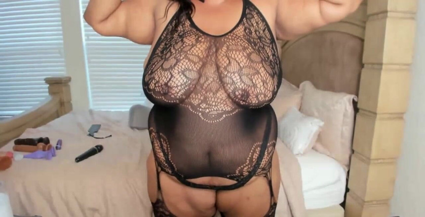 Josie4yourpleasure: Distracție cu antrenament anal și spectacol cu spermă