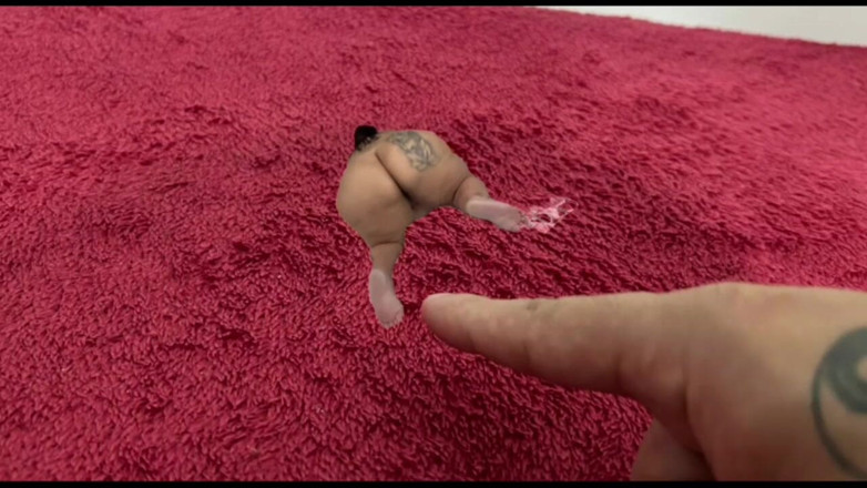 Mary Jhuana: Bbw gigantessa ti stai riducendo