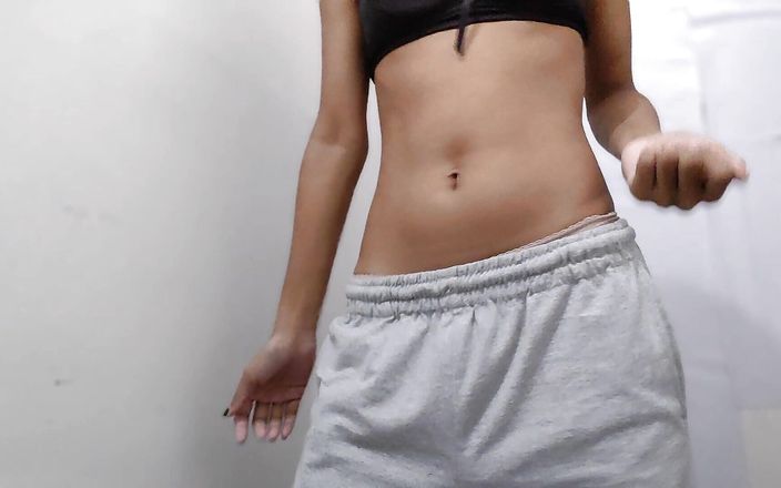 desigirl93: Ăn cái lồn ngon lành của bố
