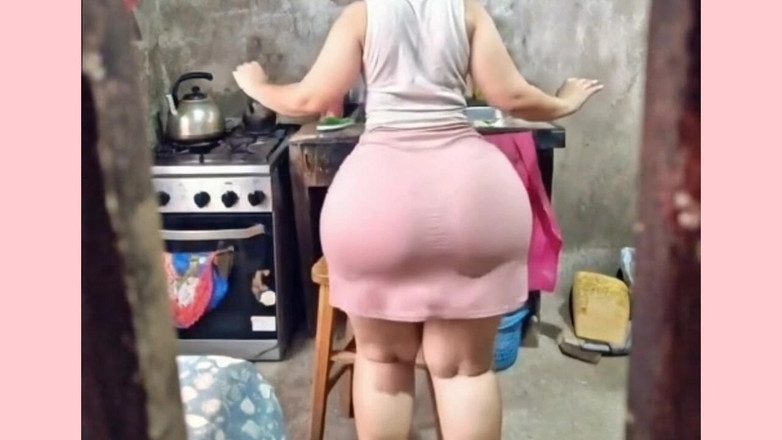 Xprohibidox1: Culona De Pollera Rosa