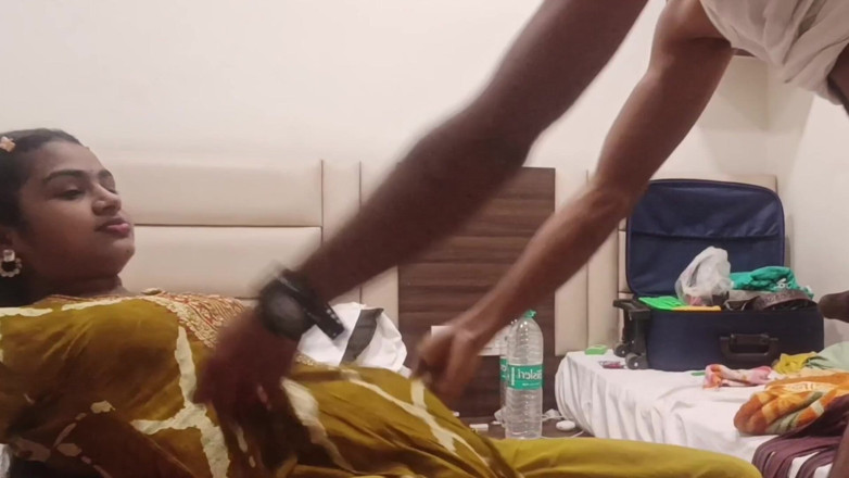 LateralChain349: Sesi 15, Isteri Desi Fantasi Romantik, Lawatan Jiran Yang Tidak Dijangka