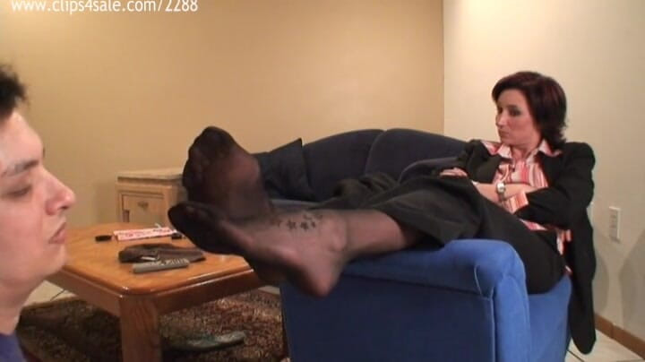 Princess Nikki's Foot Fetish & Foot Worship Club: Calze puzzolenti sporche