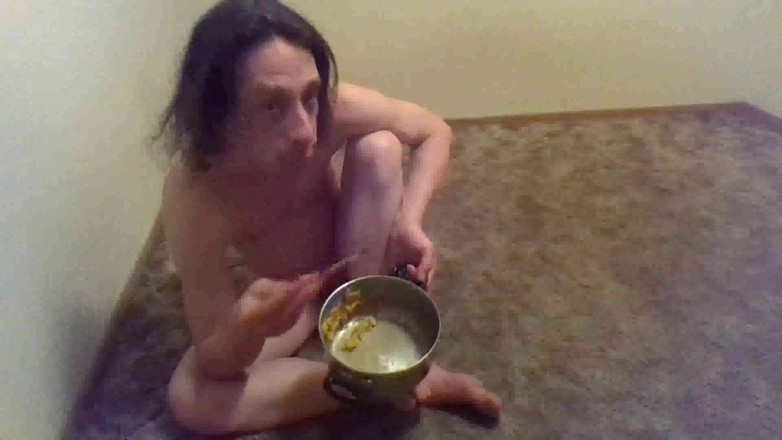 LilTaste: Daha ucuz makarna çıplak yemek; deliği tek başına azdırıyor ve tekrar...