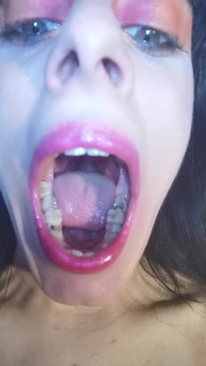 Beth Kinky: Come and fuck my throat pls