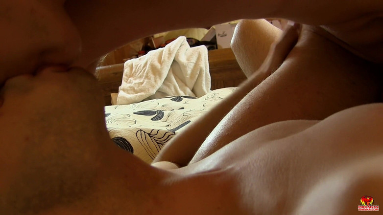 Phoenixxx: コック・ハングリー・ボーイズの視点動画