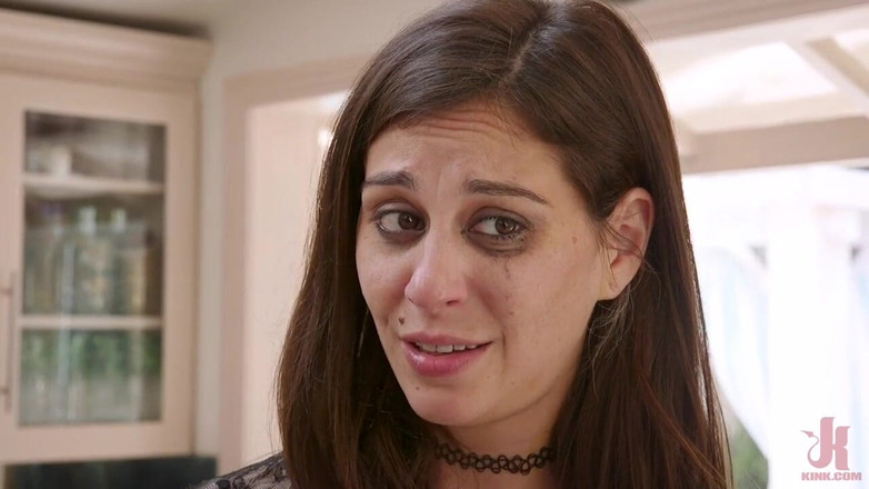 Families Tied by Kink: Un nouveau copain s’pour punir la mauvaise nana de maman