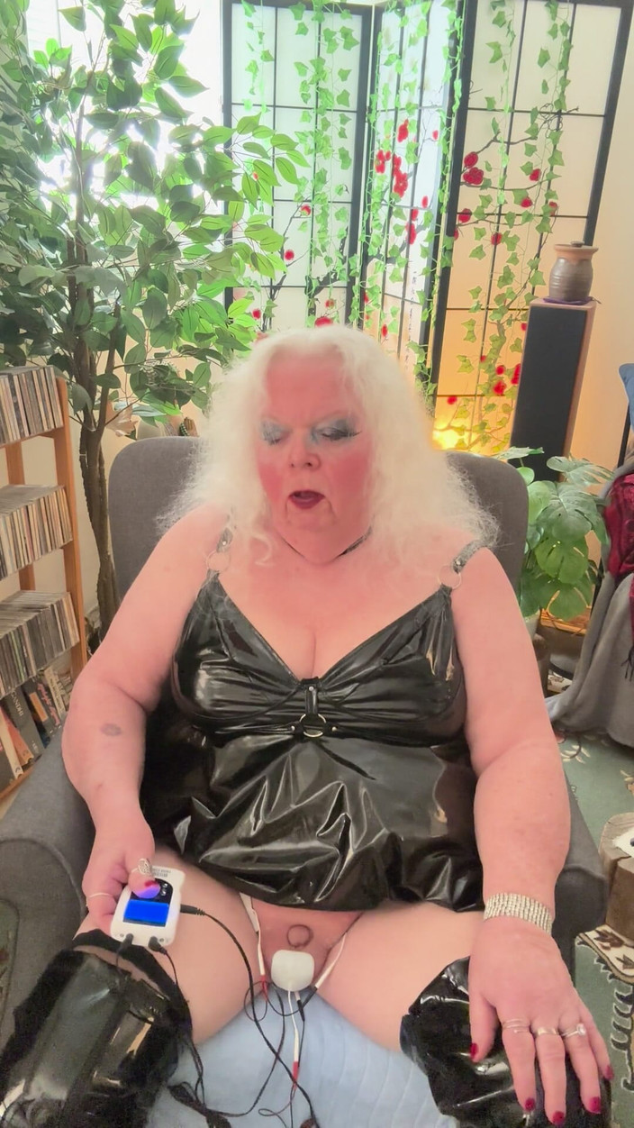 Constance: Slut, Summing, Pissing, Smoking