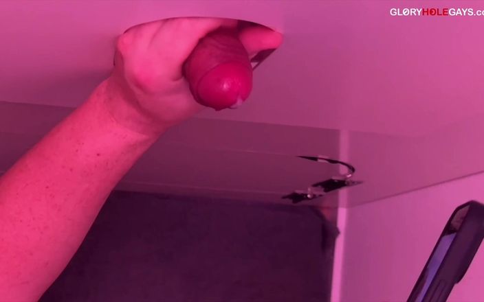 GLORYHOLEGAYS: Gift man avslutar bara vid gloryhole - när hans kuk är bunden
