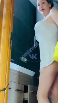 내 계부가 나를 너무 열심히 따먹어