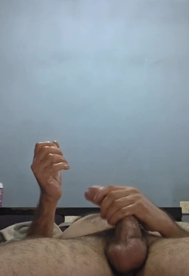 Guy with Big Cock Masturbates (Crx2) Guy with Big Cock Masturbates (Crx2)