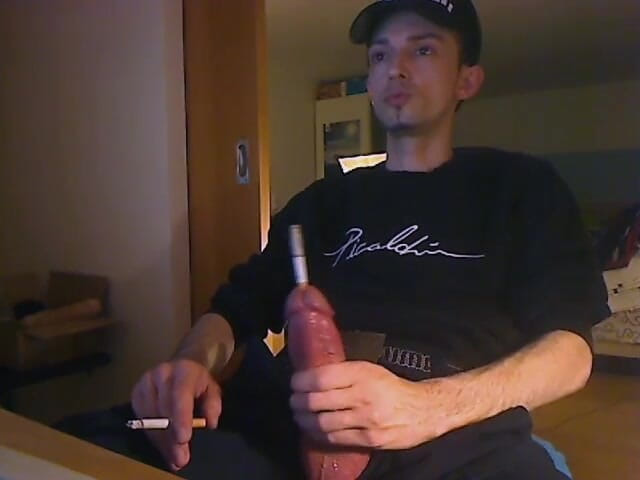Sk8terBengel: Cumming with Cigarette in Cock