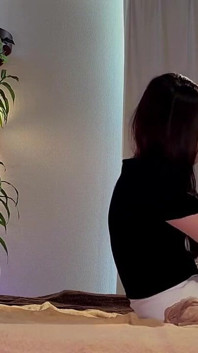 Asian Angel 27802