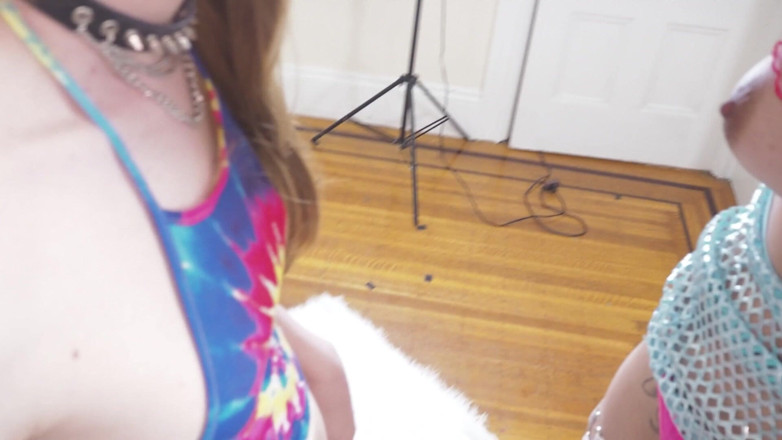 Tgirls Hookup: Behind the Scenes with Dahlia + Erica