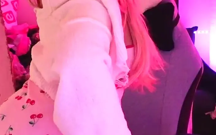 Quincy: Quincy Cherry Dress Ass Tease