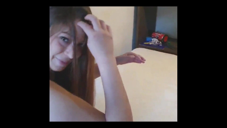 Holycandy: La fidanzata infedele mi manda video di wasap Molto porci