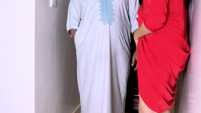 Amal Arab: Арабська саудита ganbang, член gros black