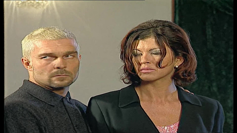 Luxury Porn Channel: Il Cornuto, La Sua Regina… E Le Sue Guardie