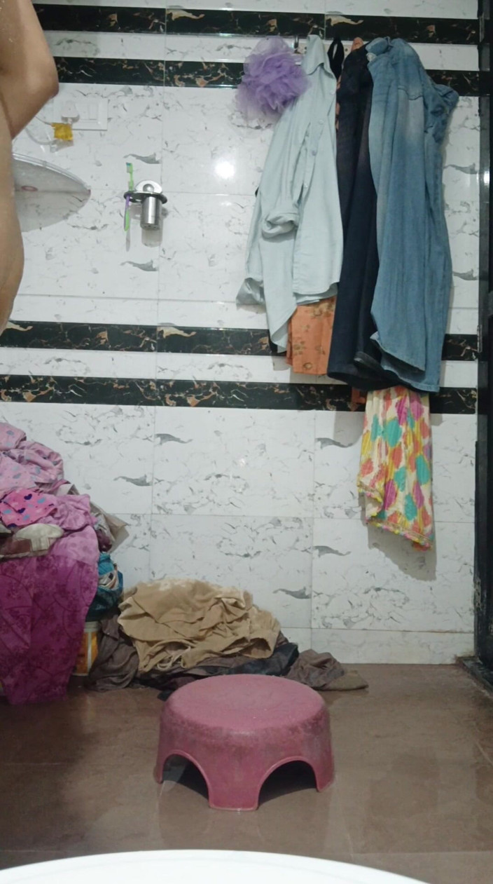 Priya hot 77: Priya bhabi ateşli banyo tam açık şov