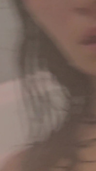 Exclusive.. Laura la Natural