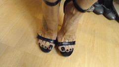 Melissa Johnson: Cream and Sandals