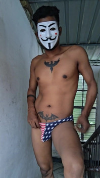 Cal Briefs Negros Se Burlan De La Mano