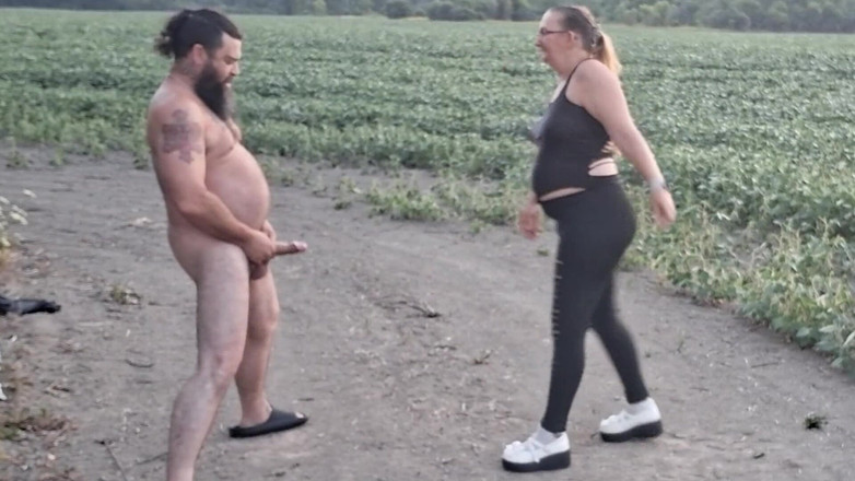 Miss jj chose: Sta a te trovarlo (ballbusting)