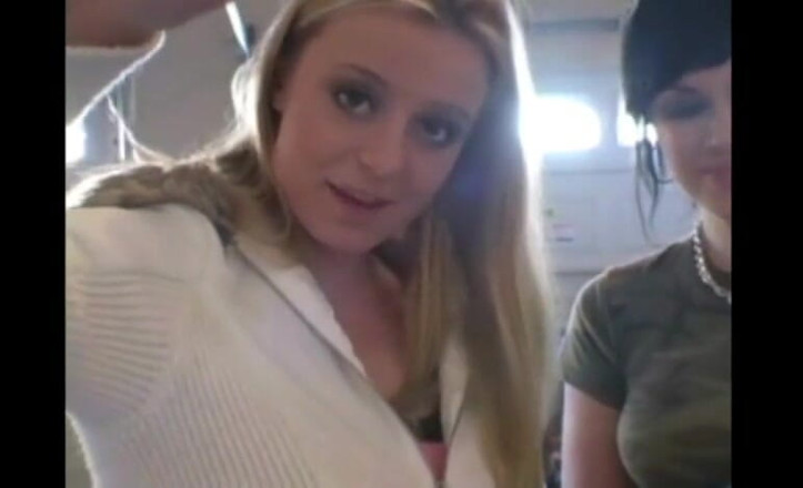 Femdom Austria: Slutty teens smoking a cigarettes in close up video