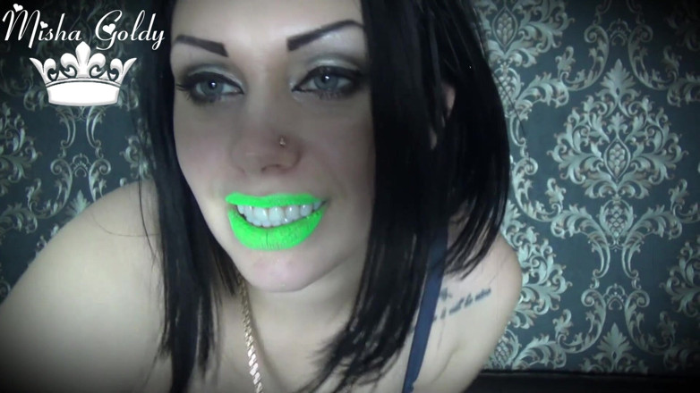 Goddess Misha Goldy: Neon yeşil ruj köle ibadeti