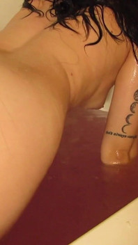 Sensual Bubbly Body Rubbing No Sound