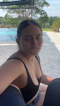 Adik tiri berkata: awak boleh menggesel pepek saya dan pancut ke dalam