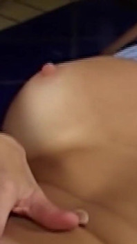 Milf blonde miang Nympho dikongkek pepek panas oleh zakar tebal - creampie