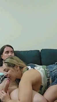 Suzie slampa com melissa leal trans tomando no cu com leo skalle