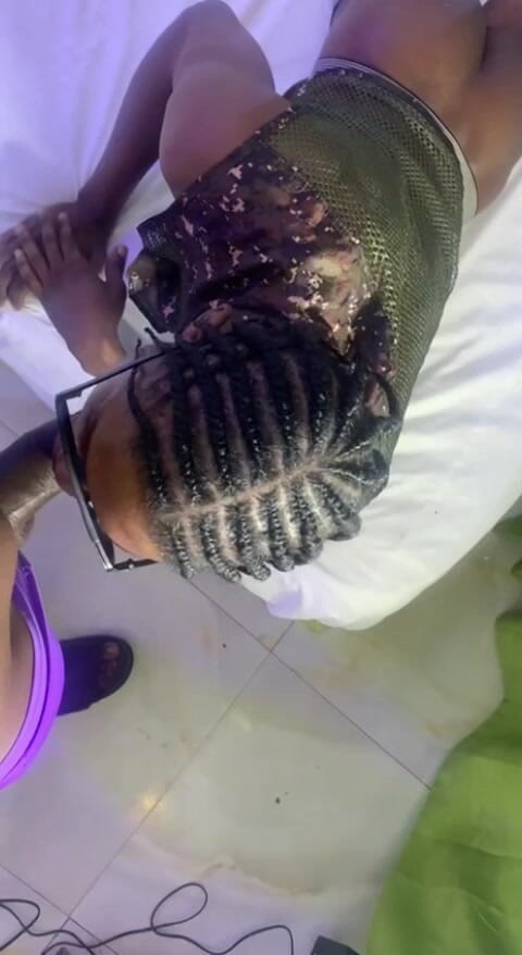 Honeyslim: 그는 아주 크고 긴 자지를 가지고 있다