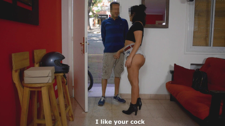 LadyRoma: Blowjob für den lieferboten