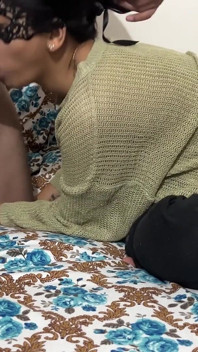 Skutečný domácí sex indického páru v ložnici