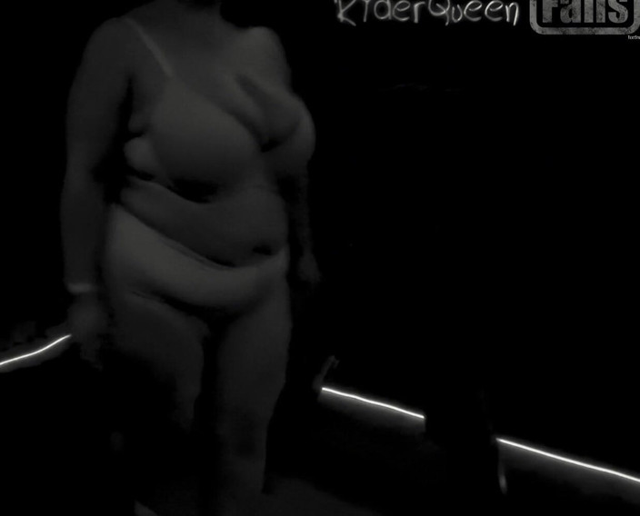 Riderqueen: Stepmom MILF BBW PAWG - Video for Fans