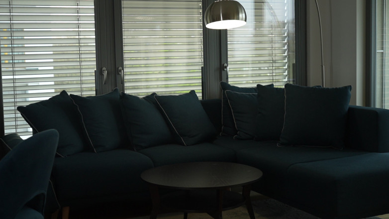 WeAreNewbies: Meeting Room Experience